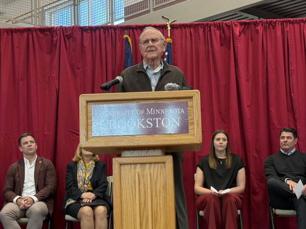 Les Nielsen UMC donor